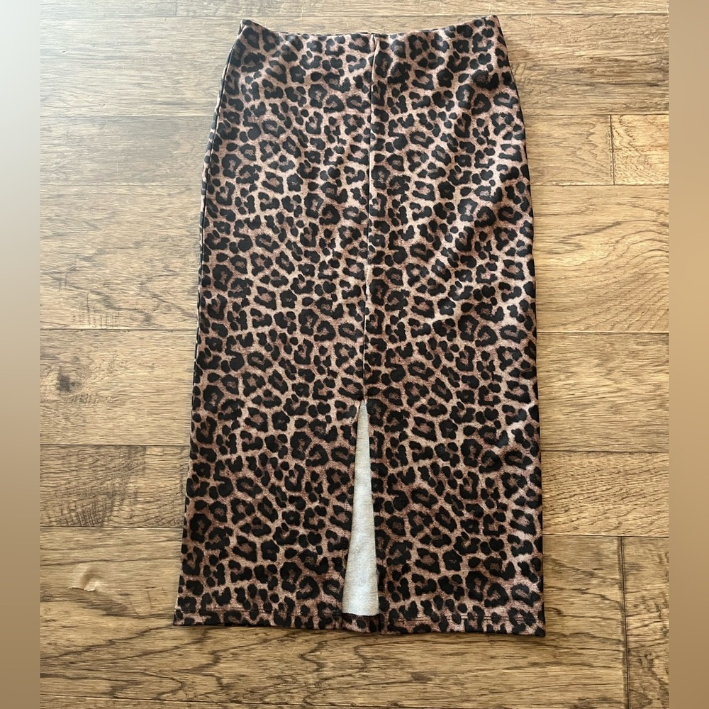 H&M Animal Print Pencil Skirt